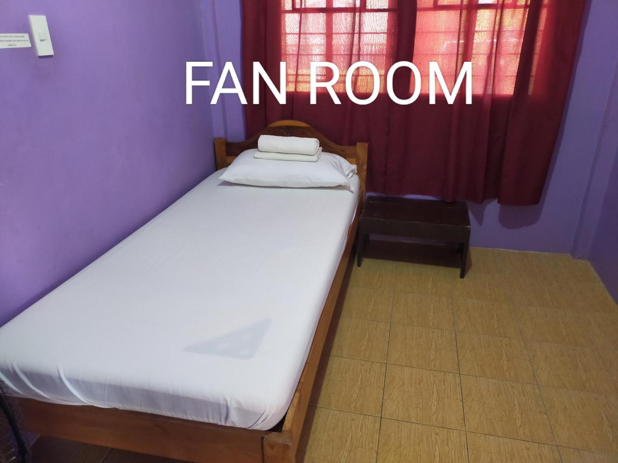 Touristlink Homestay Donsol Quarto foto